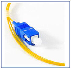 Konektör SC / UPC Fiber Optik Pigtail Yüksük Uç Yüzeyi Ön - Kubbeli